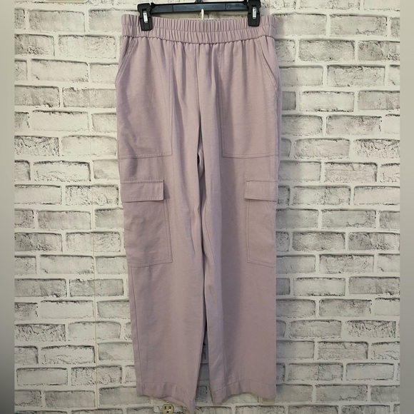 a new day Pants - Women’s a new day light purple cargo straight leg ankle pants, size medium